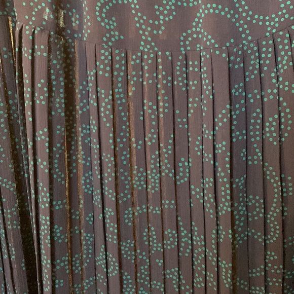 Schrader Blue Pleated Skirt - Picture 9 of 9